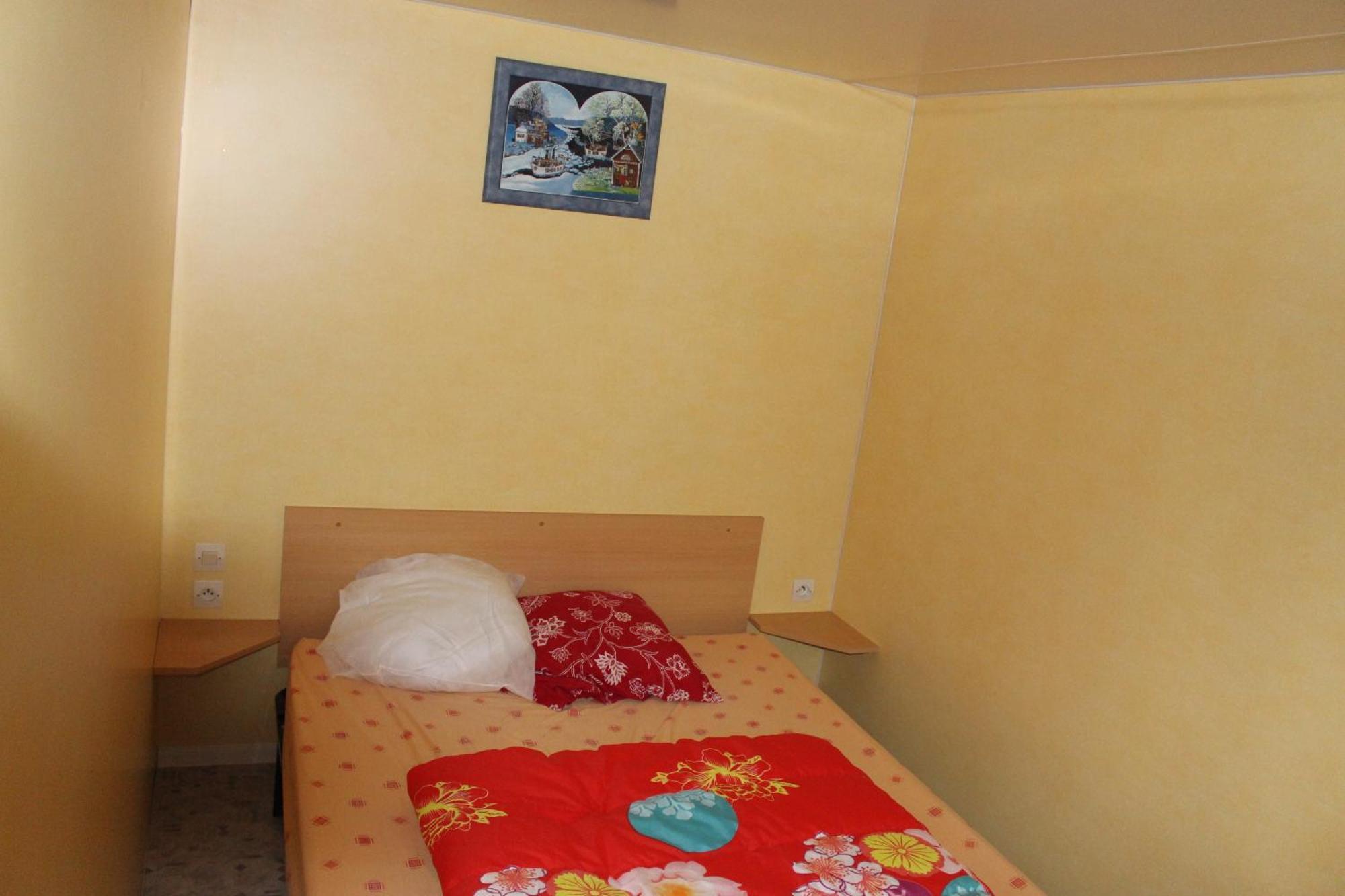 Camping Du Pontis Verteillac Экстерьер фото