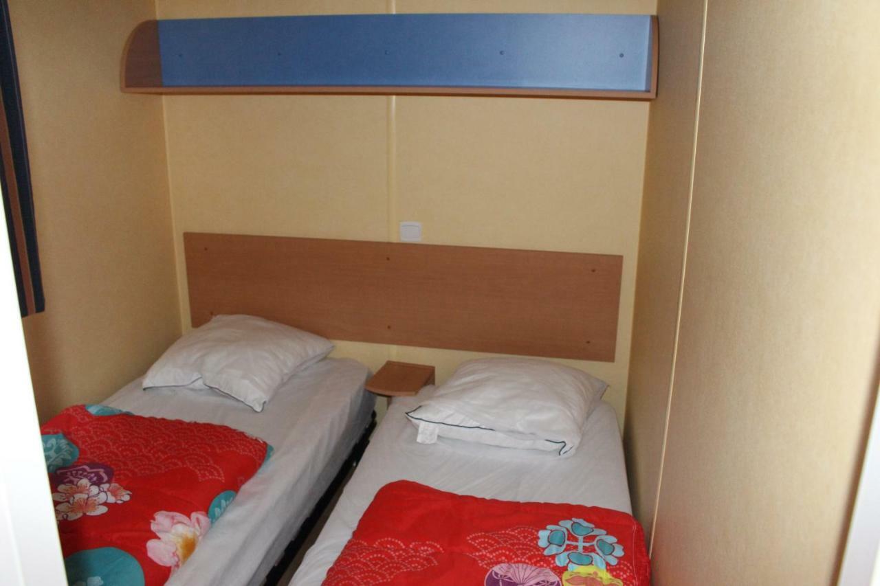 Camping Du Pontis Verteillac Экстерьер фото