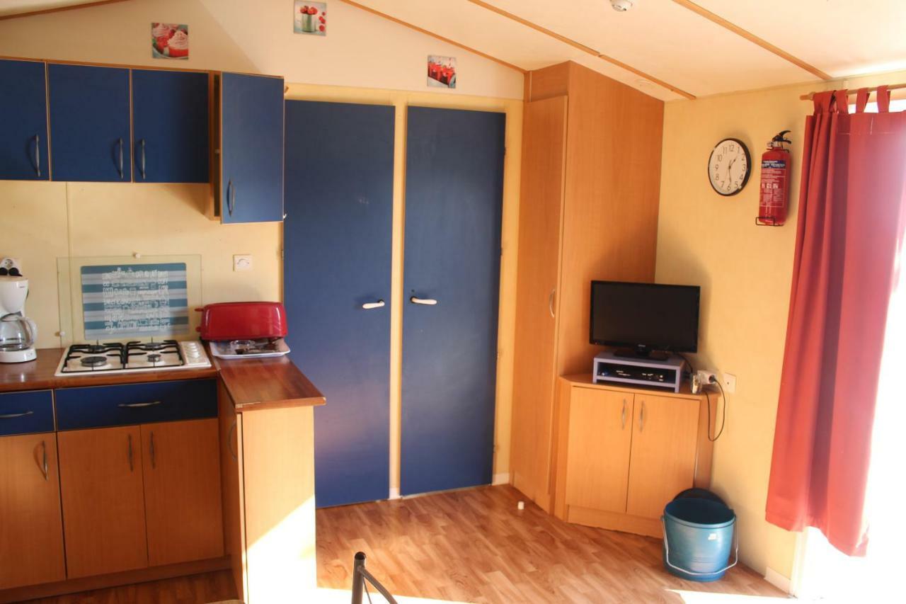 Camping Du Pontis Verteillac Экстерьер фото