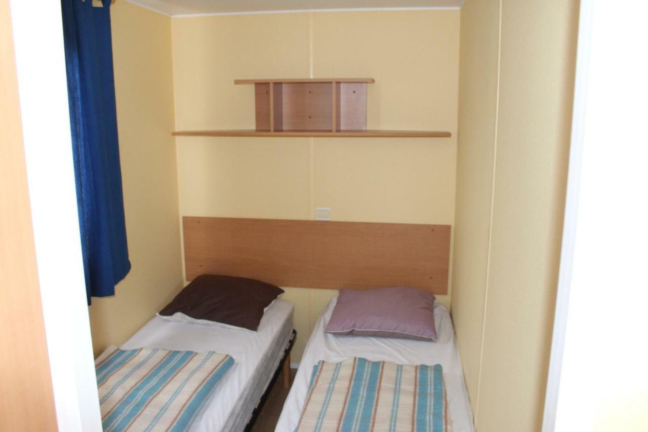 Camping Du Pontis Verteillac Экстерьер фото
