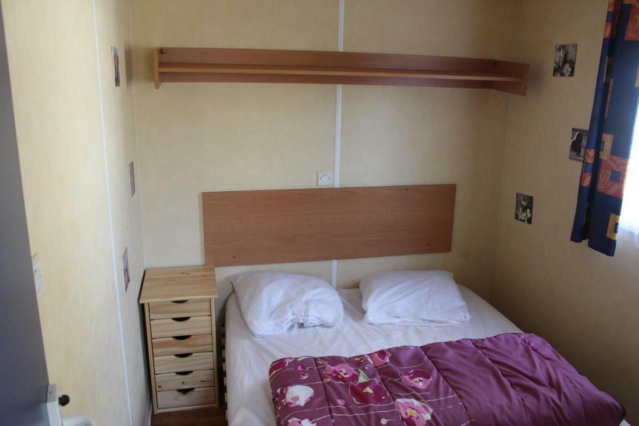 Camping Du Pontis Verteillac Экстерьер фото
